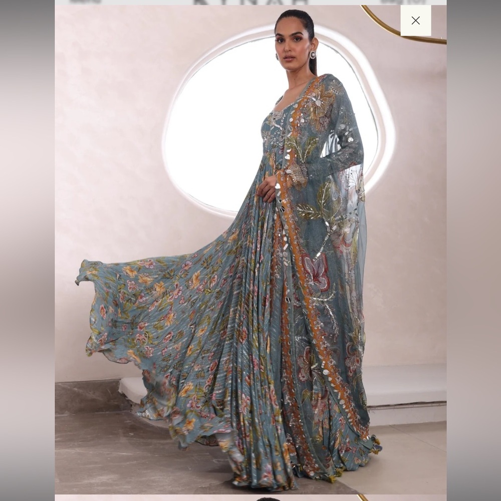 Mahima Mahajan Anarkali